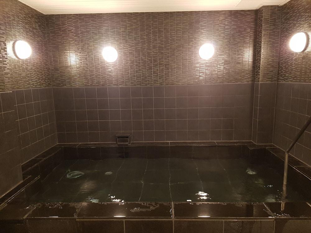 Y'S Hotel Shin Osaka Buitenkant foto