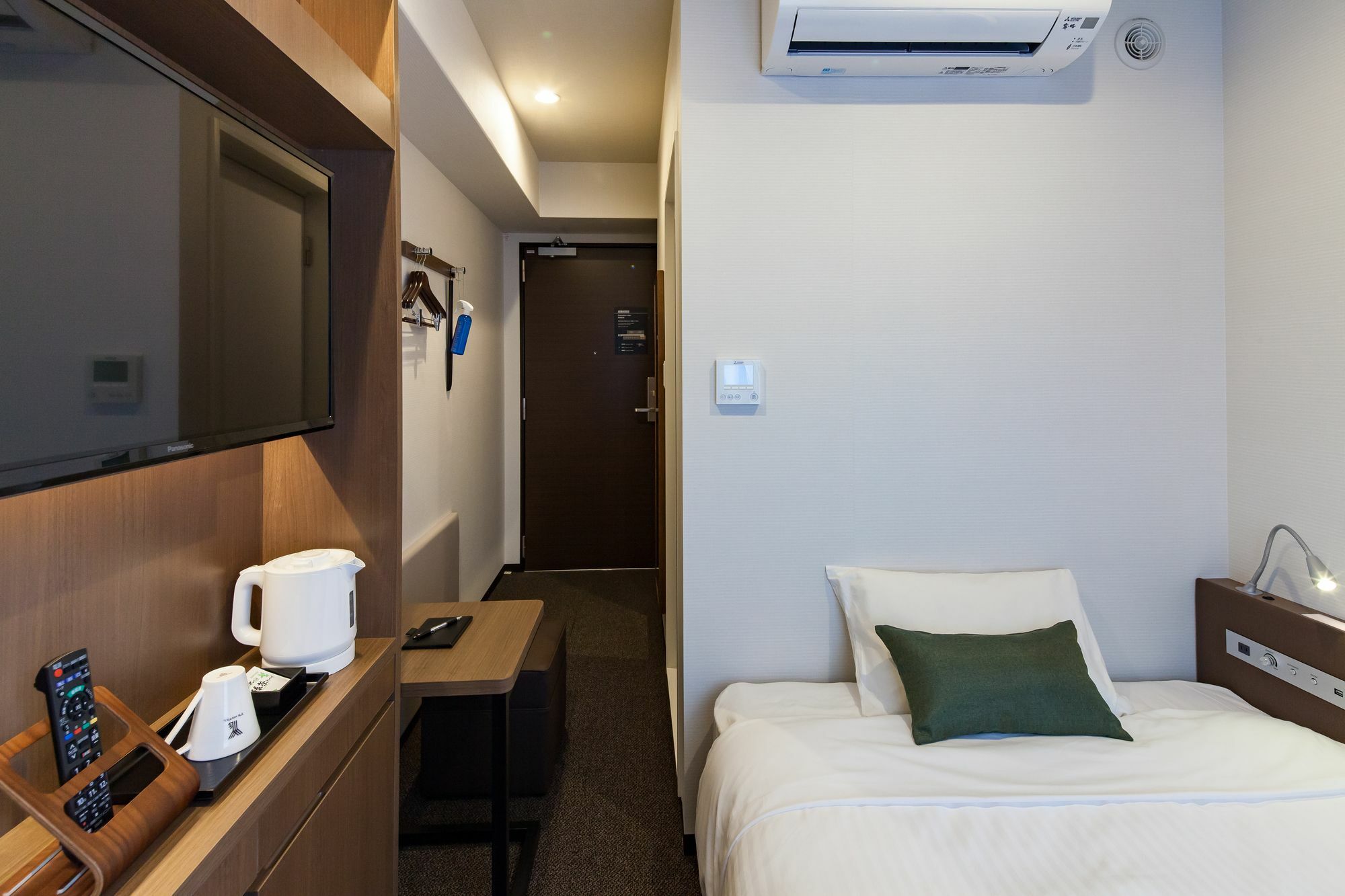 Y'S Hotel Shin Osaka Buitenkant foto